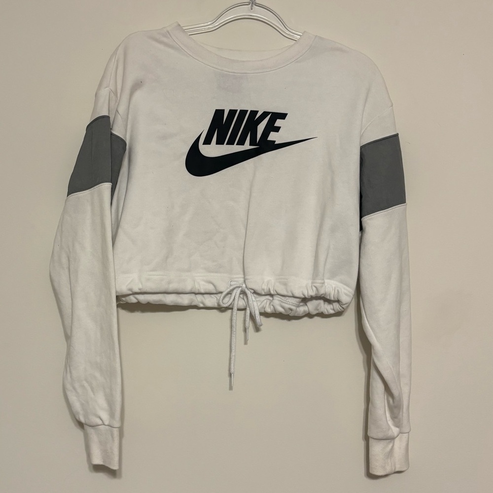 Nike White Apparel with Black Tag